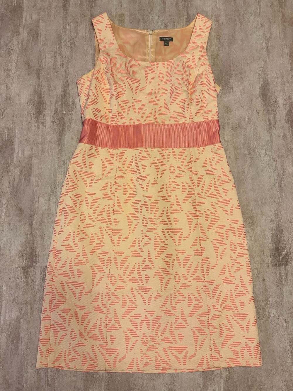 Ann Taylor Petites Size 6P Sleeveless Geometric Print Sheath Dress with Bow Deta